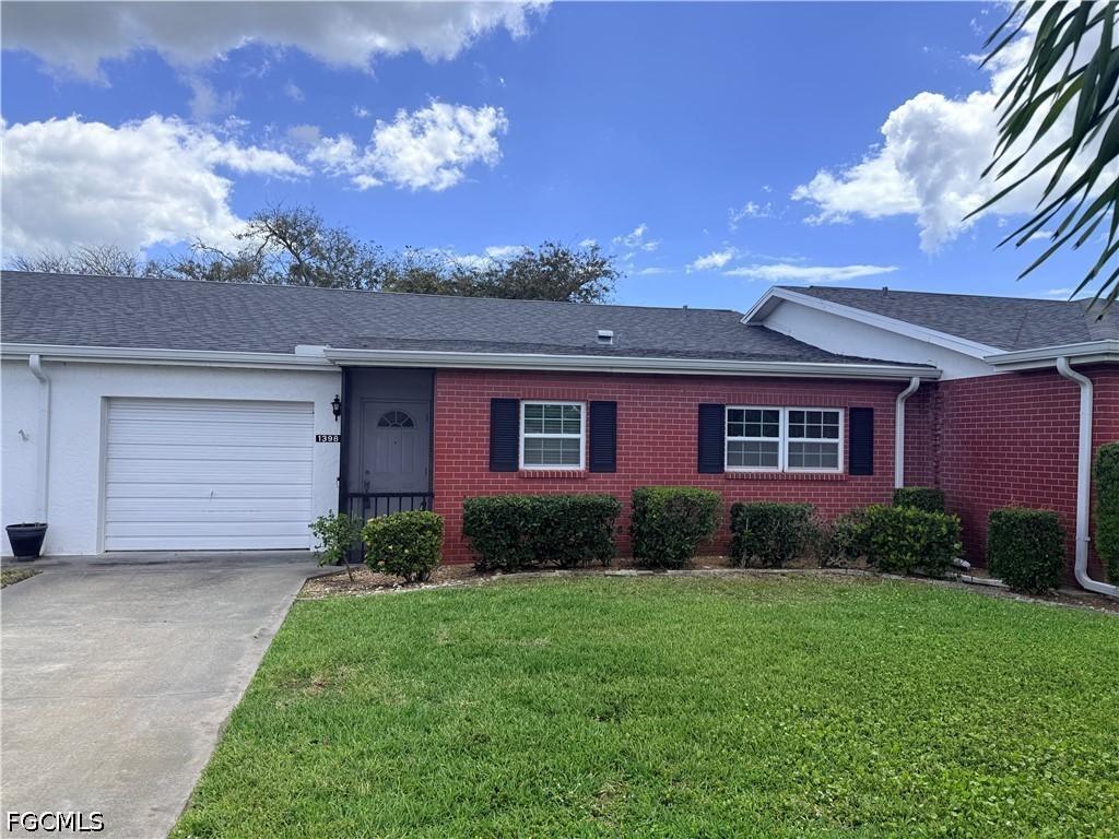 1398 Myerlee Country Club Blvd., Fort Myers, FL 33919