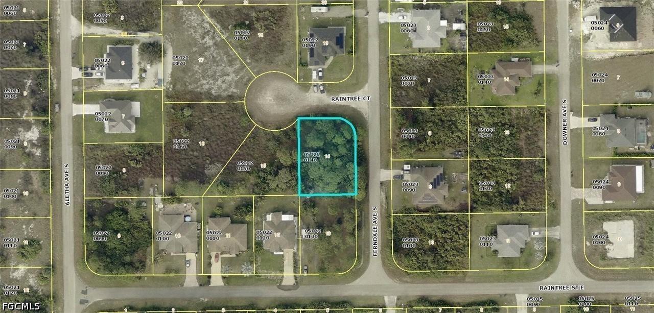 512 Raintree Ct., Lehigh Acres, FL 33974