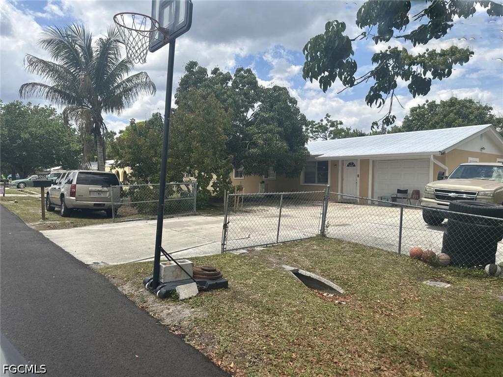 13314 2nd St., Fort Myers, FL 33905