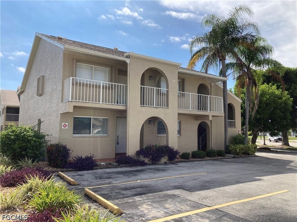 4321 Country Club Blvd. #101, Cape Coral, FL 33904