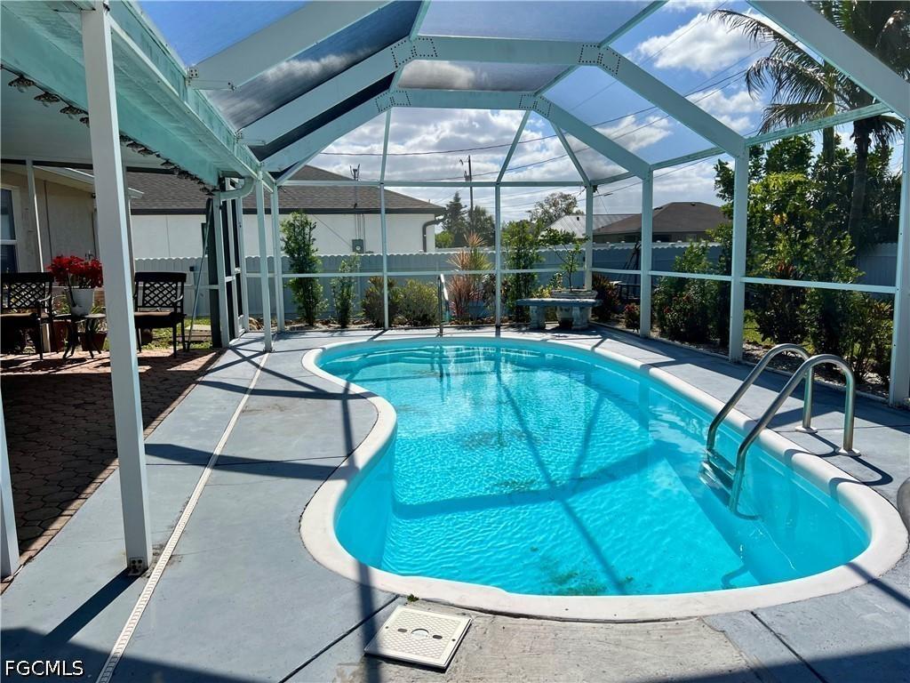 702 SW 25th St., Cape Coral, FL 33914