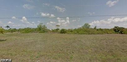 2047 NE 17th Ter., Cape Coral, FL 33909