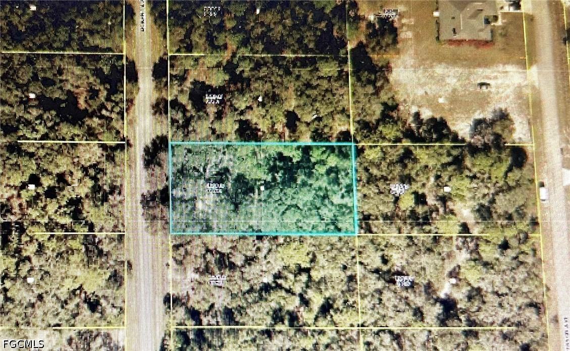 1914 Robert Ave., Lehigh Acres, FL 33972