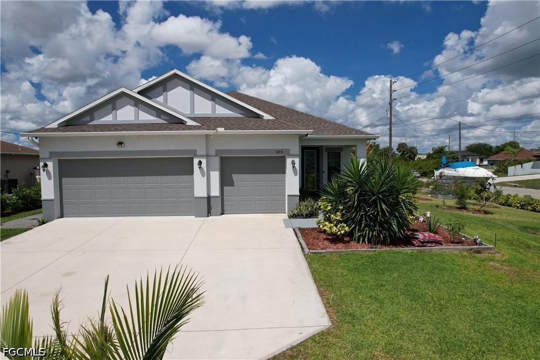 605 Norman Ave., Lehigh Acres, FL 33971