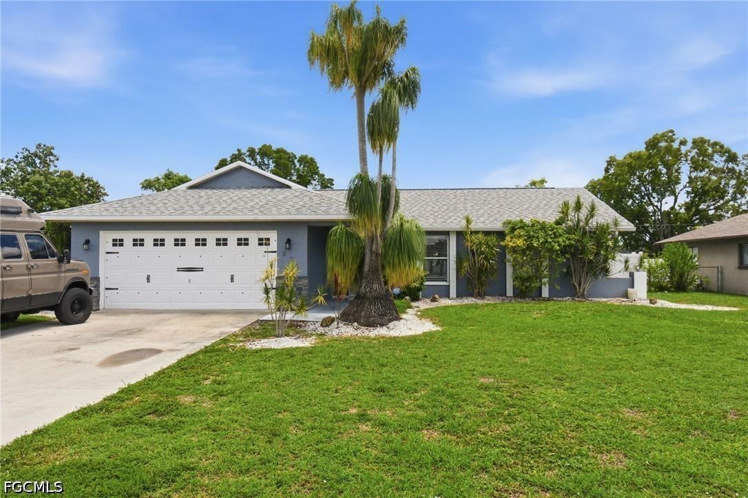 934 SE 25th Ln., Cape Coral, FL 33904