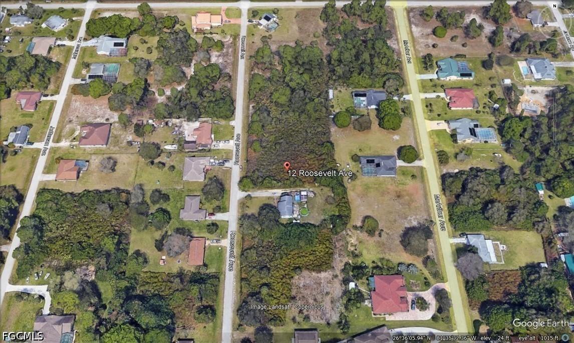 12 Roosevelt Ave., Lehigh Acres, FL 33936