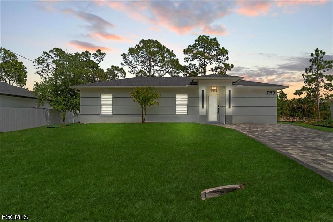 1053 Joponica Ave., Lehigh Acres, FL 33974