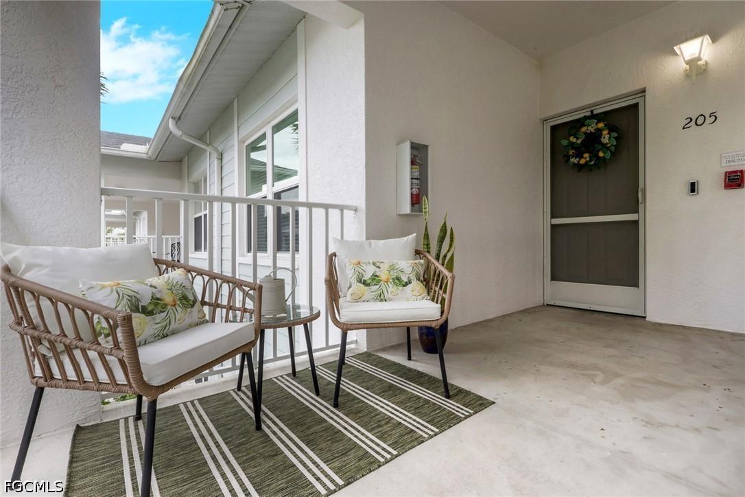 1215 Sarah Jean Cir. #J205, Naples, FL 34110