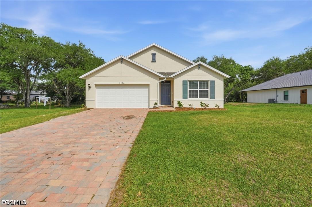 1236 March Ln., Labelle, FL 33935