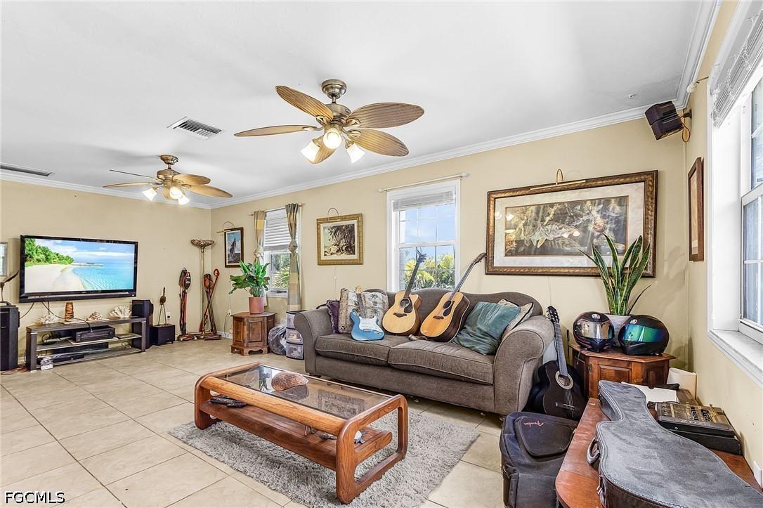 6351 Allen Park Dr., Bokeelia, FL 33922