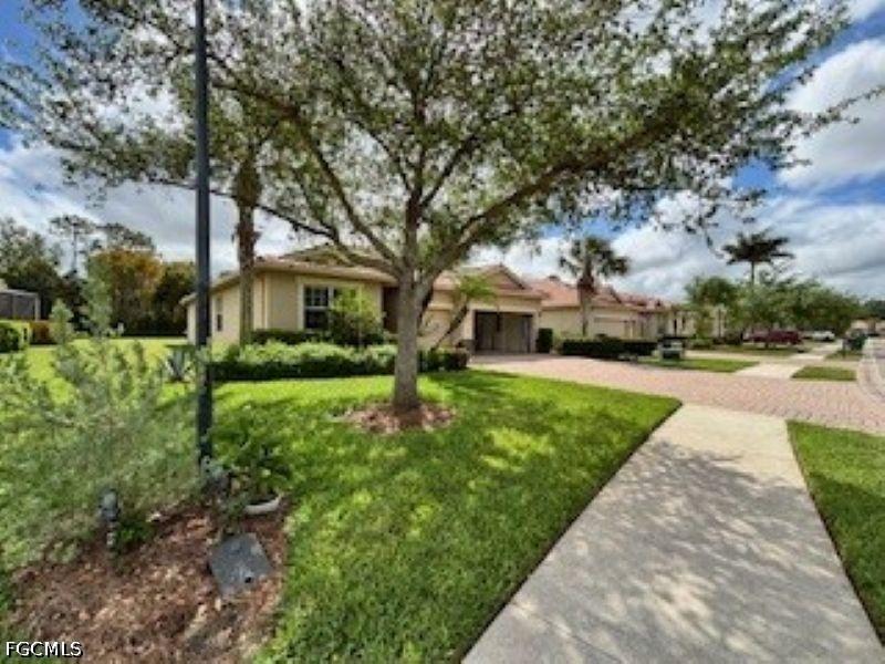 8128 Piedmont Dr., Naples, FL 34104