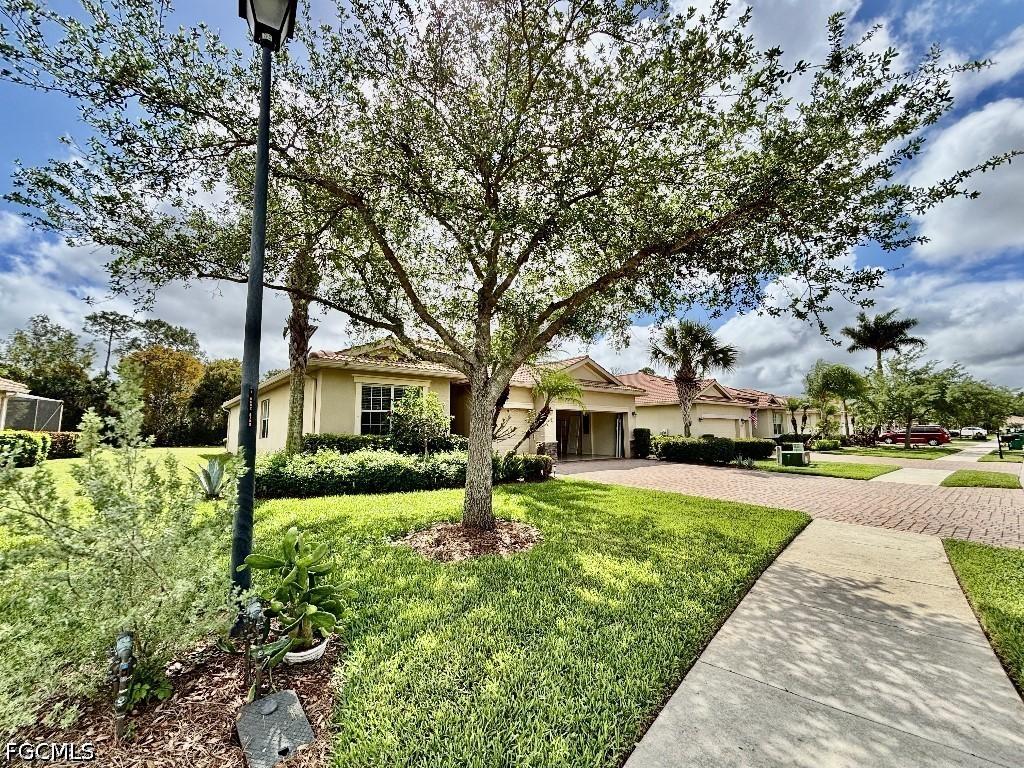 8128 Piedmont Dr., Naples, FL 34104