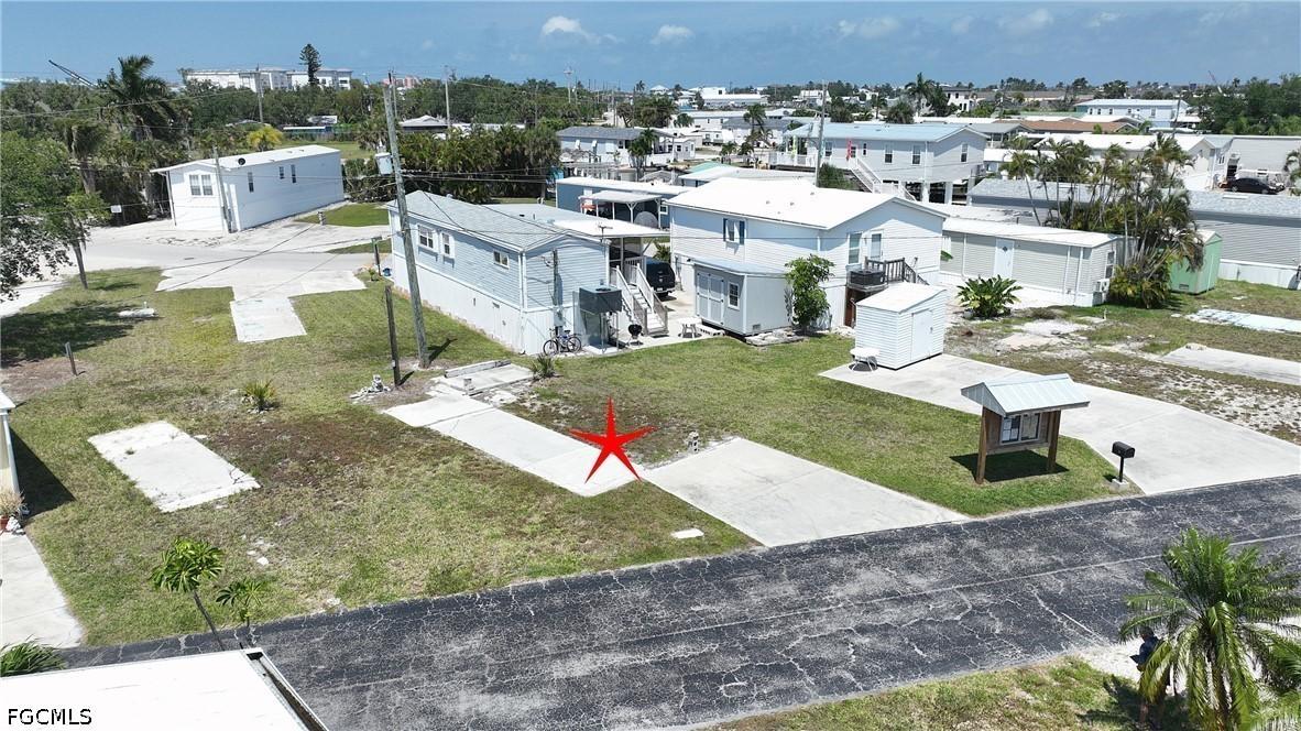 8 Helen Ln., Fort Myers Beach, FL 33931