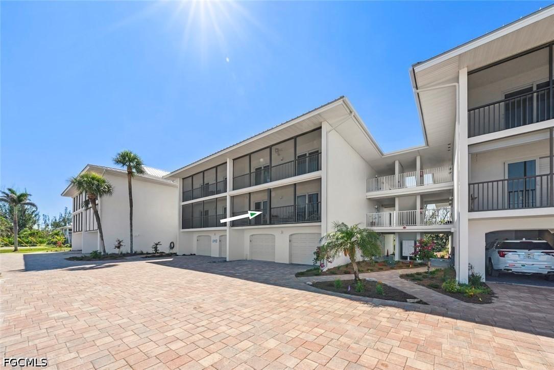 1340 Middle Gulf Dr. #8A, Sanibel, FL 33957