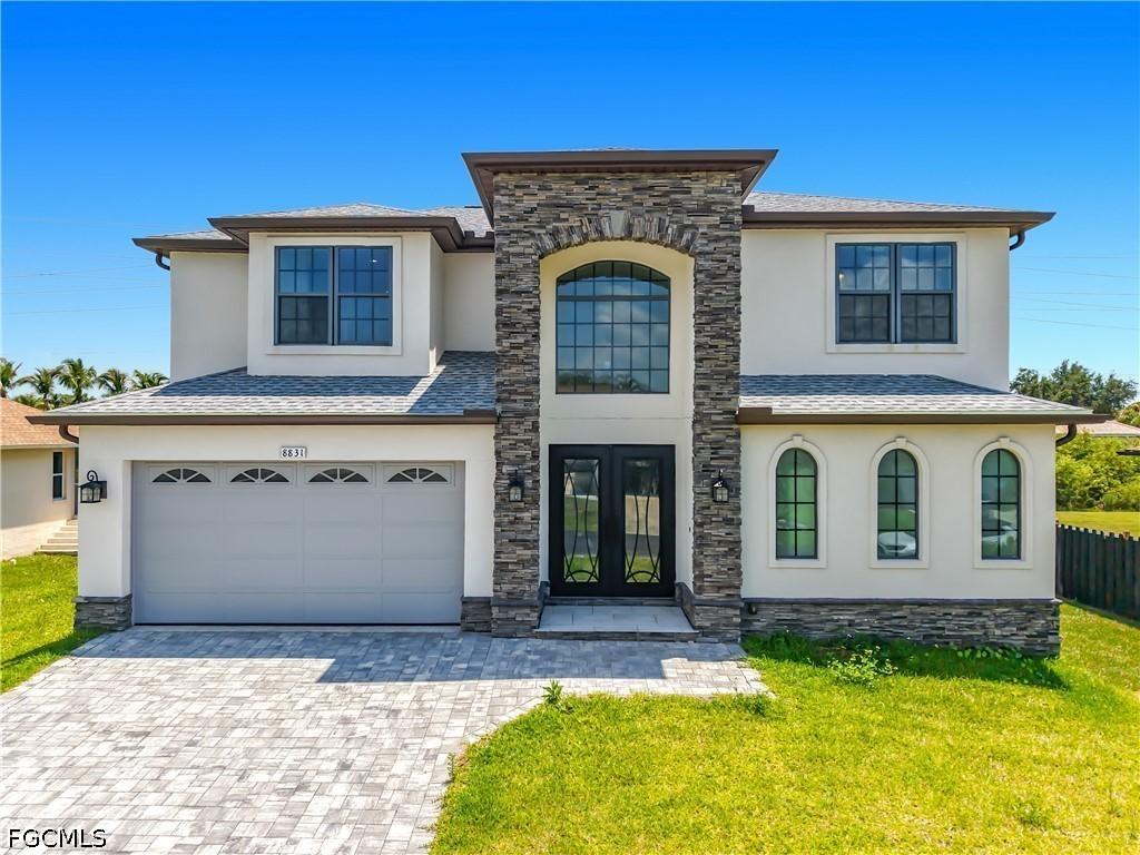 8831 Woodgate Dr., Fort Myers, FL 33908