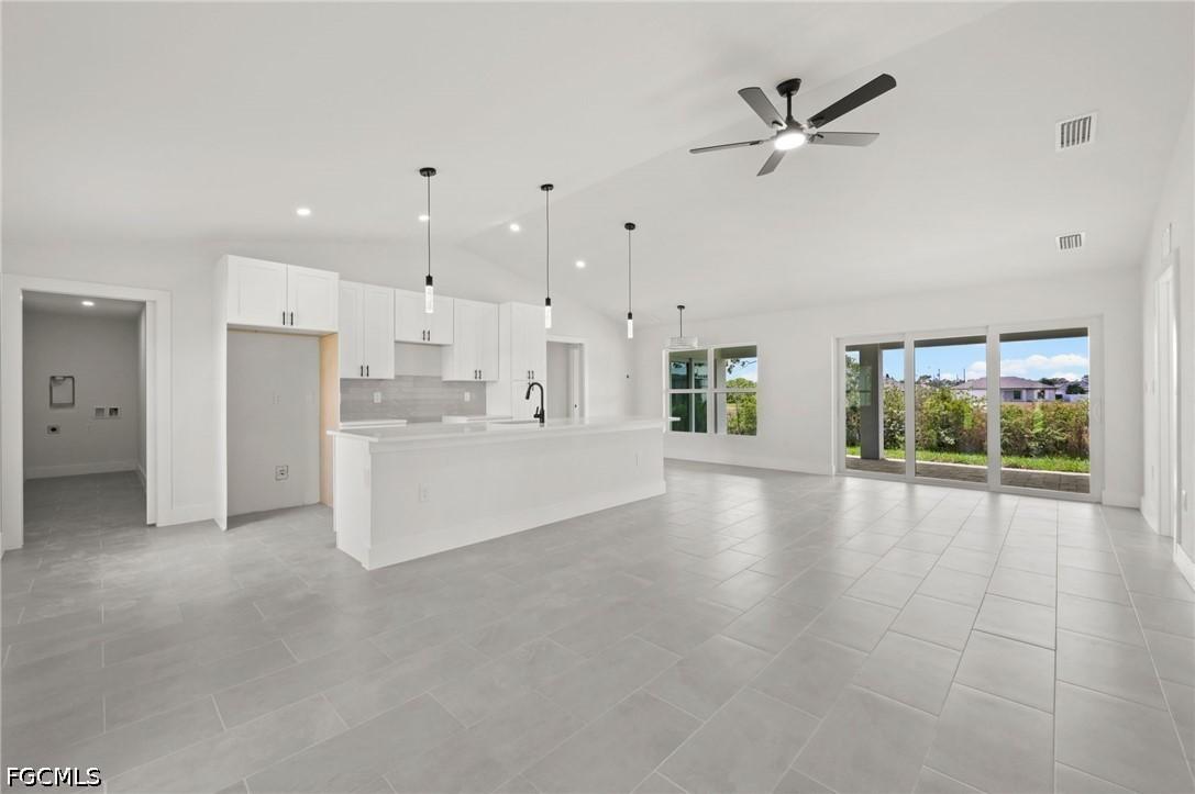 4446 Connection Ave., Cape Coral, FL 33909