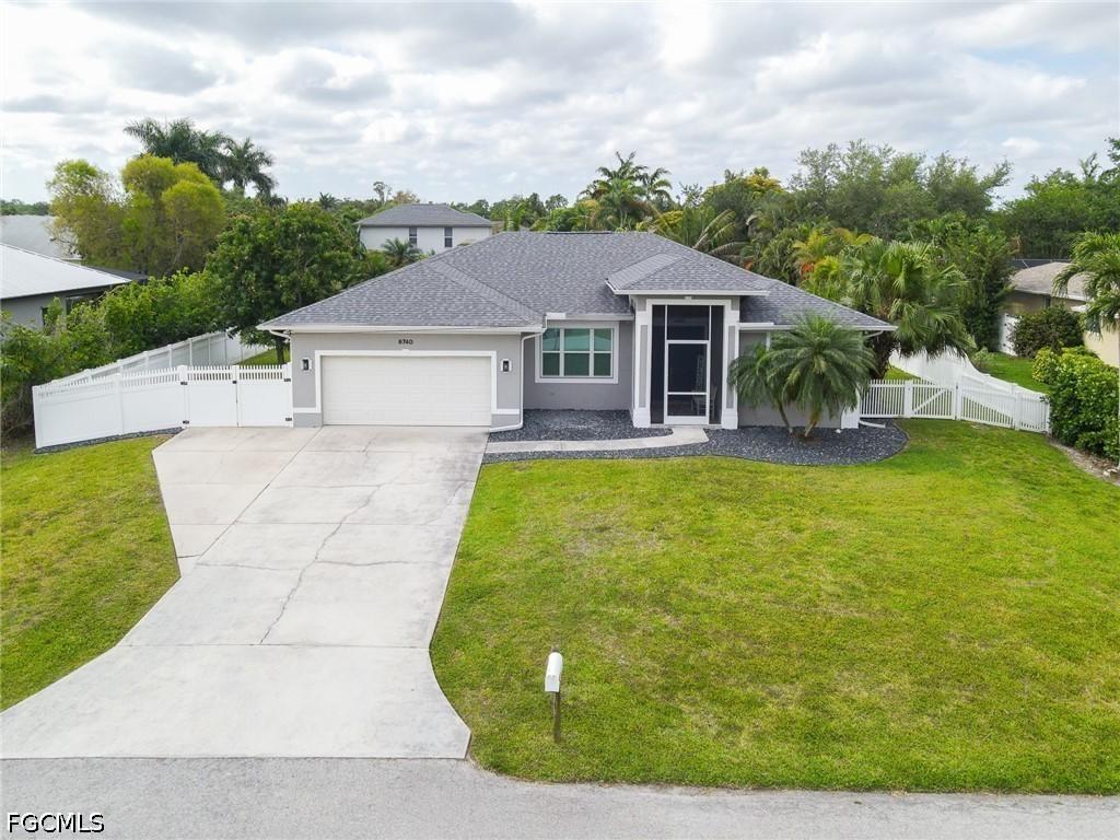 6740 Canton St., Fort Myers, FL 33966