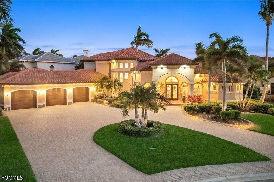 5727 Yardarm Ct., Cape Coral, FL 33914