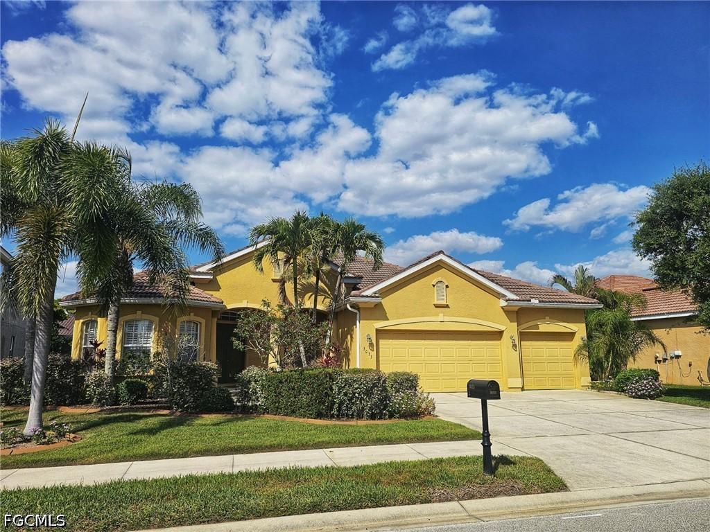 3033 Via Rialto St., Fort Myers, FL 33905