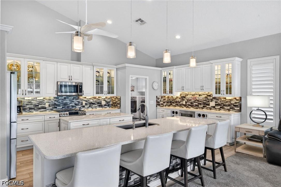 9512 Mariners Cove Ln., Fort Myers, FL 33919