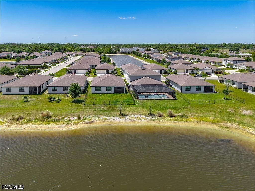 16056 Enclaves Cove Dr., North Fort Myers, FL 33917