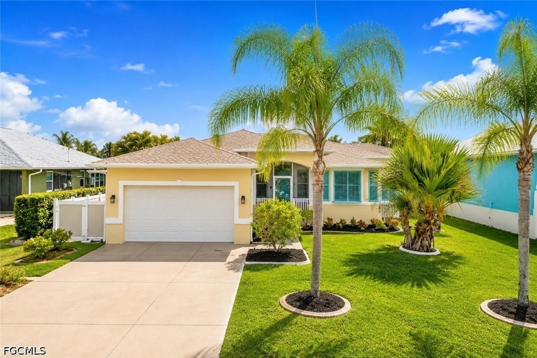 2138 Barbados Ave., Fort Myers, FL 33905