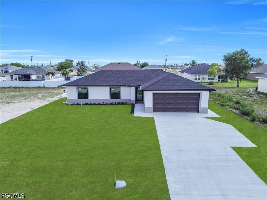 526 Kismet Pkwy., Cape Coral, FL 33993