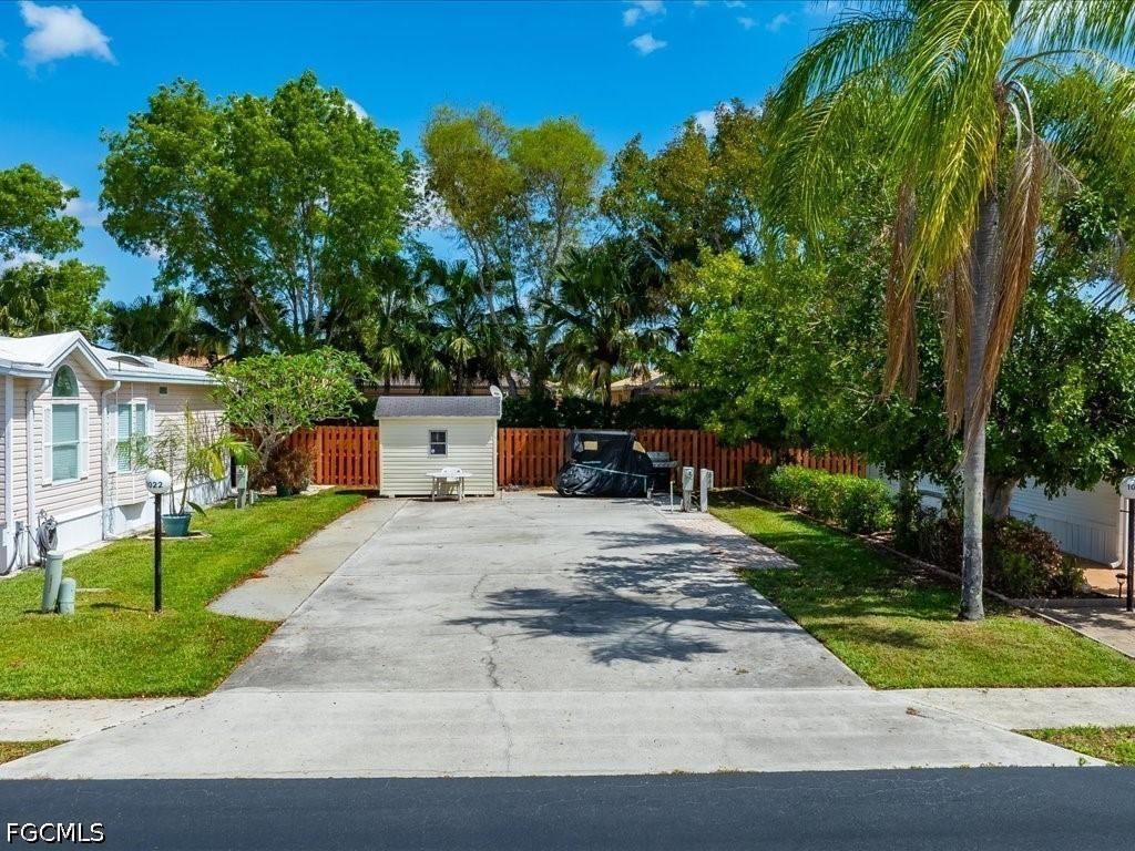 1022 Crystal Lake Dr., Naples, FL 34120