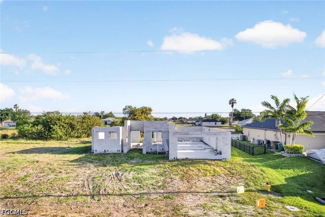 1213 NE 11th Ter., Cape Coral, FL 33909