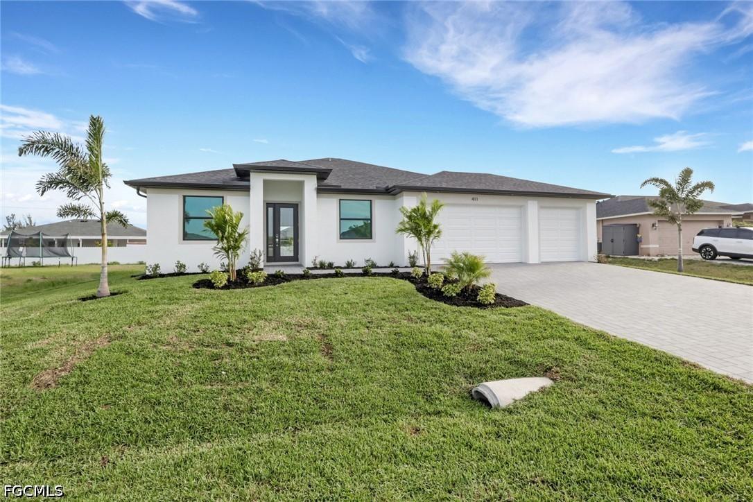 411 NE 7th Ter., Cape Coral, FL 33909