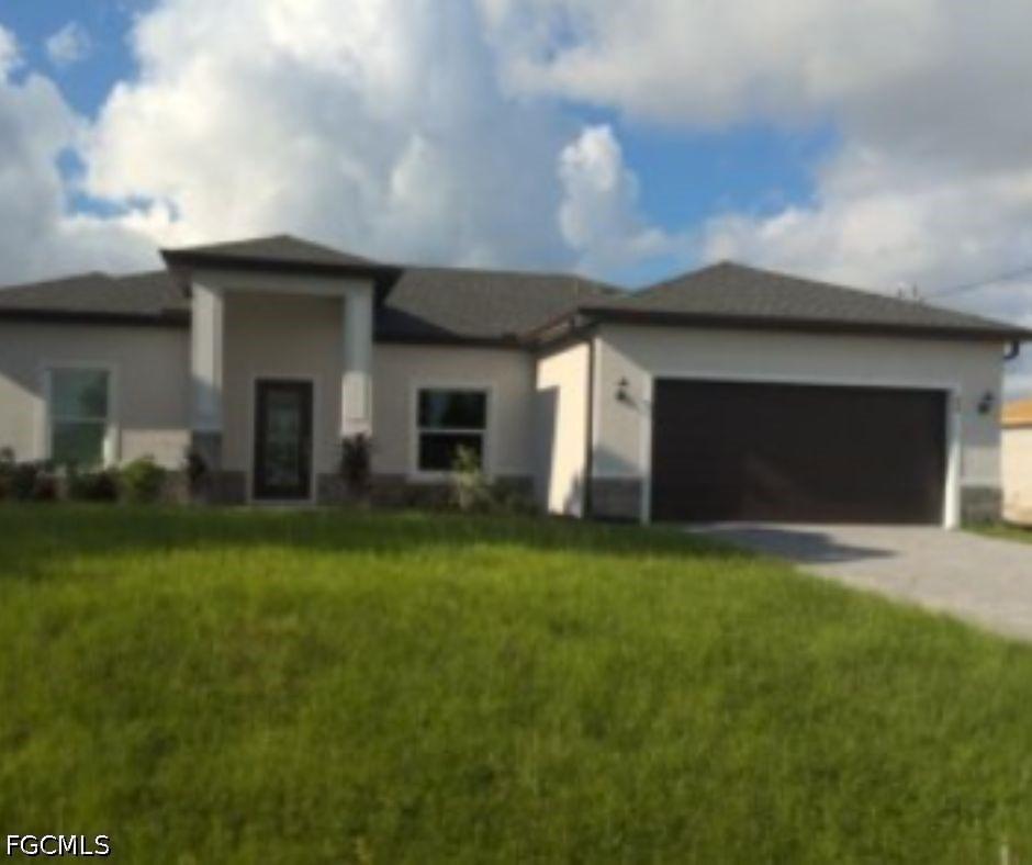 28 NW 26th St., Cape Coral, FL 33993