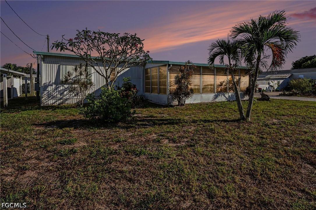 4811 Flamingo Dr., St James City, FL 33956