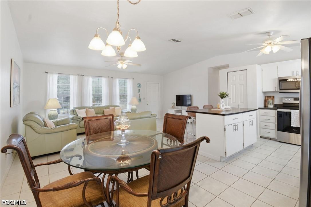 2111 NE 25th St., Cape Coral, FL 33909