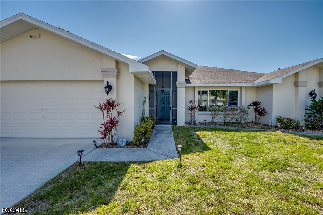 308 North Ave., Lehigh Acres, FL 33936