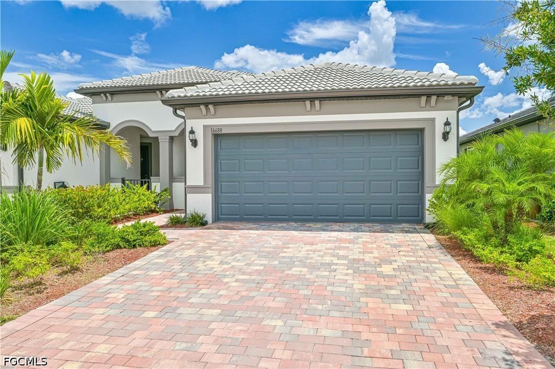 16688 Rolling Rock Blvd., Alva, FL 33920