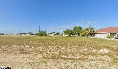 1524 NE 8th Pl., Cape Coral, FL 33909