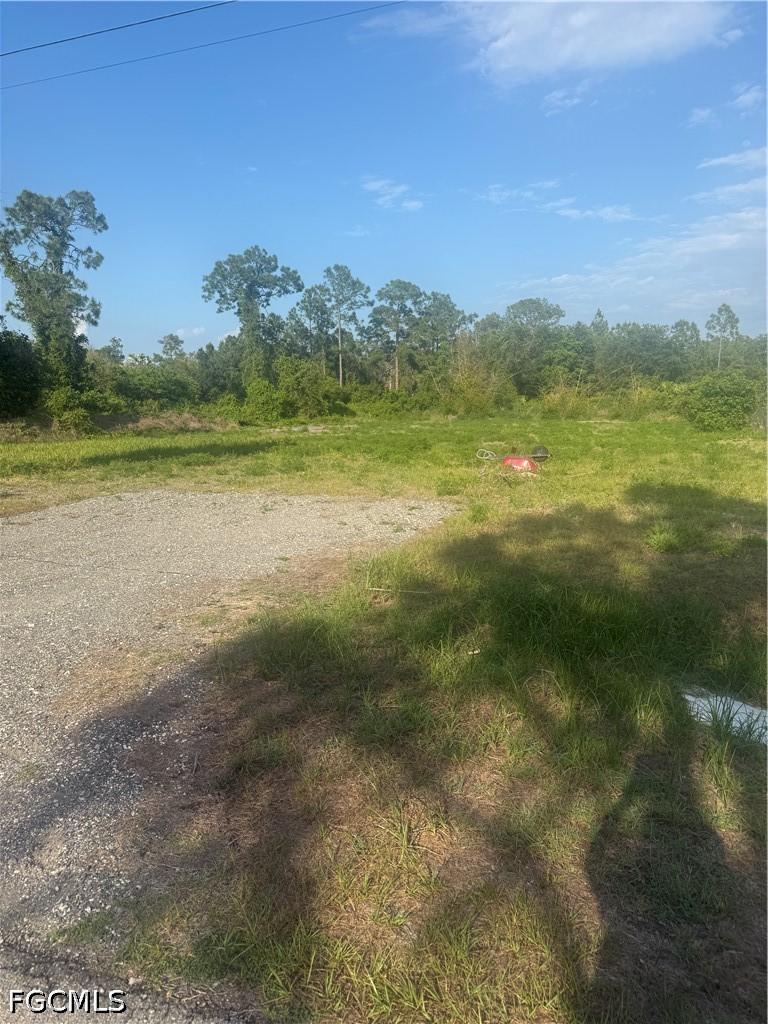 322 Wellington Ave., Lehigh Acres, FL 33936