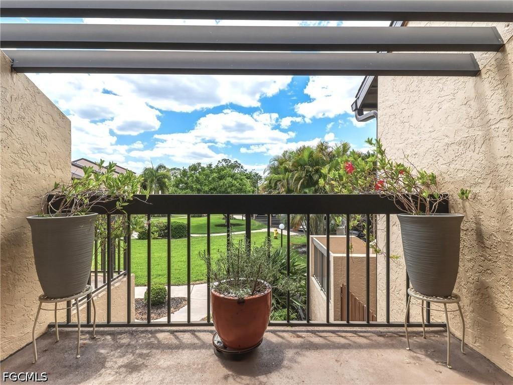 15452 Admiralty Cir. #9, North Fort Myers, FL 33917