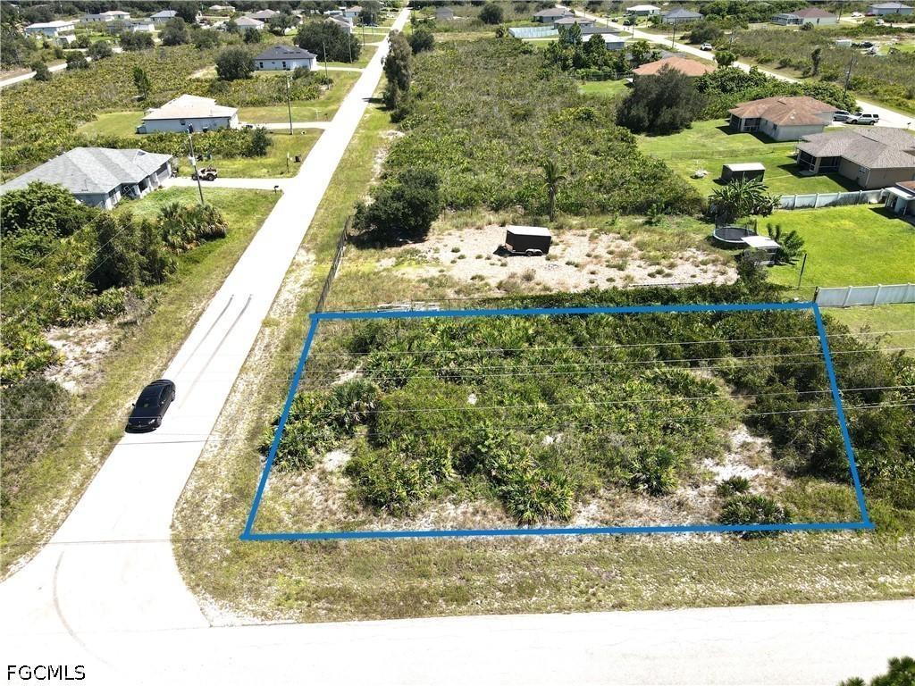 2719 70th St., Lehigh Acres, FL 33971