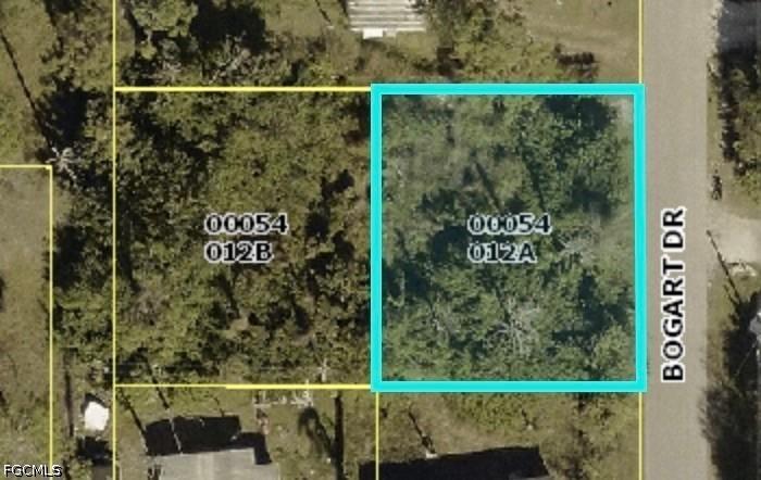 7818 Bogart Dr., North Fort Myers, FL 33917