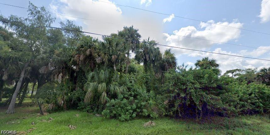 190 19th St., Naples, FL 34120