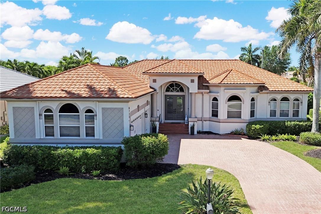 8723 S Lake Cir., Fort Myers, FL 33908