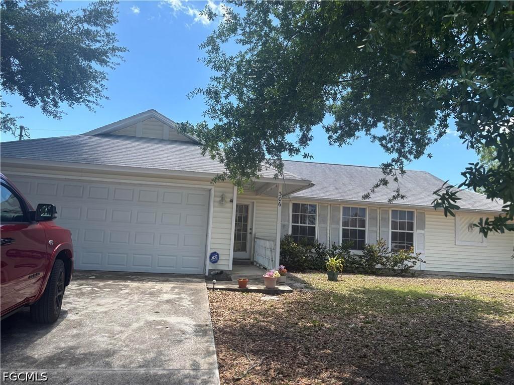 306 SW 29th St., Cape Coral, FL 33914