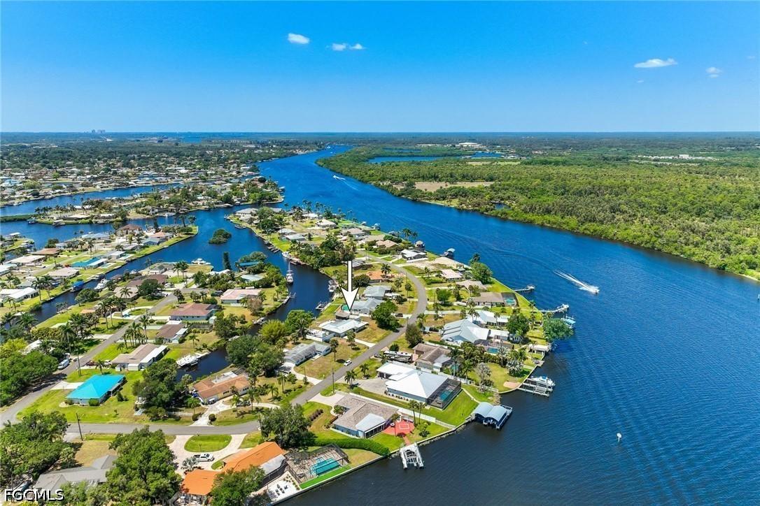 13821 River Forest Dr., Fort Myers, FL 33905