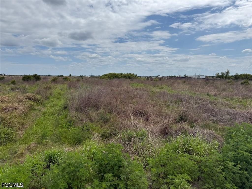 6435 1st Rd., Labelle, FL 33935