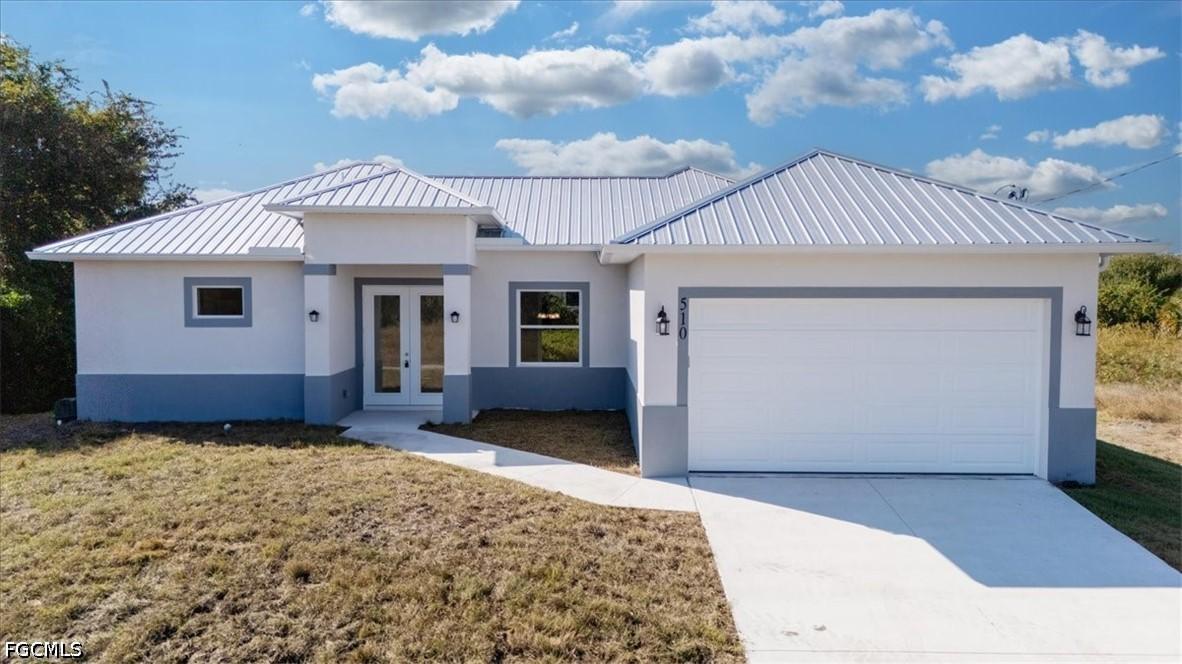 510 Kingsbury Ln., Lehigh Acres, FL 33974