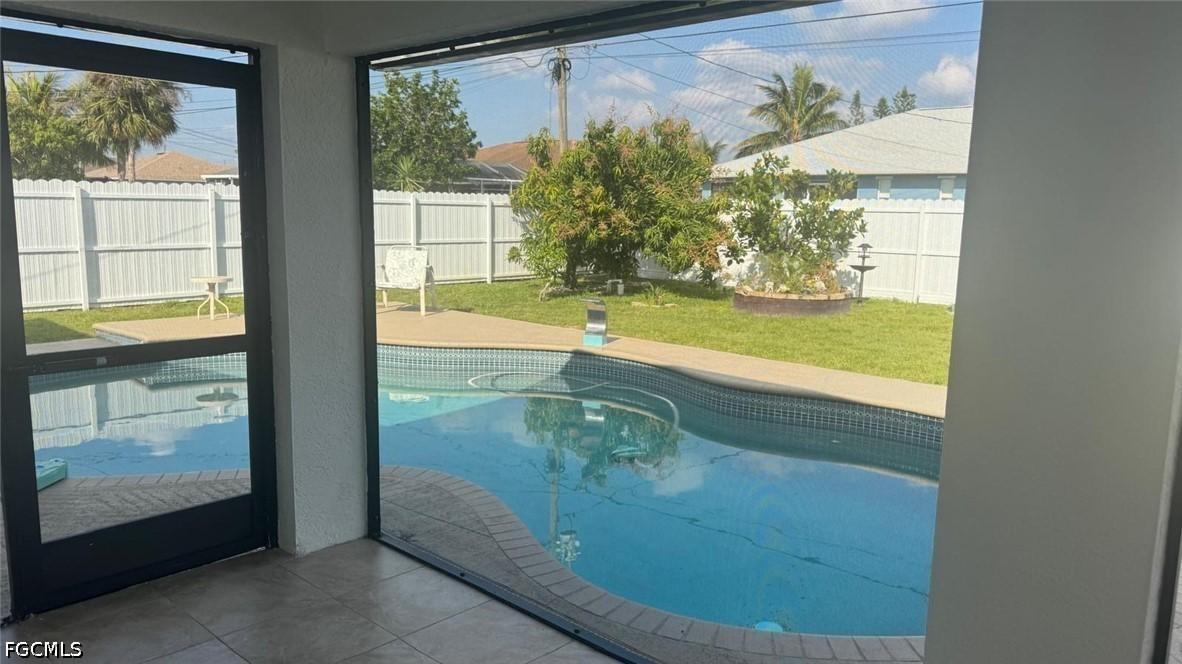 1319 SW 10th Pl., Cape Coral, FL 33991