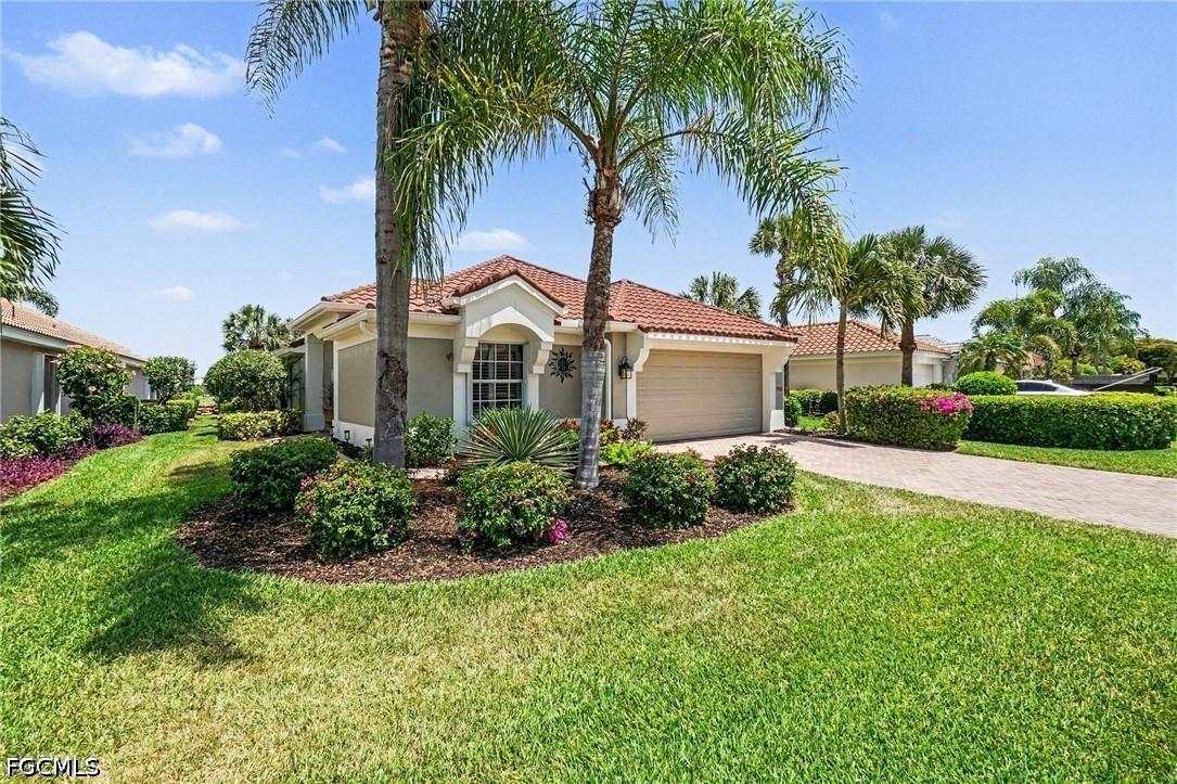 9532 Hemingway Ln., Fort Myers, FL 33913