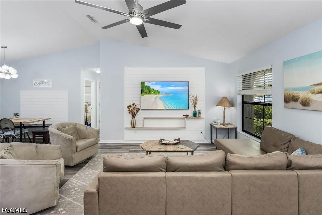 132 SE 27th Ter., Cape Coral, FL 33904