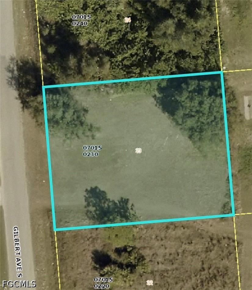 705/707 Gilbert Ave., Lehigh Acres, FL 33973